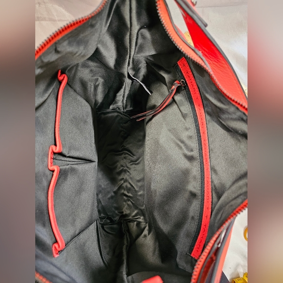 Tahari Hobo NWT - Picture 11 of 11